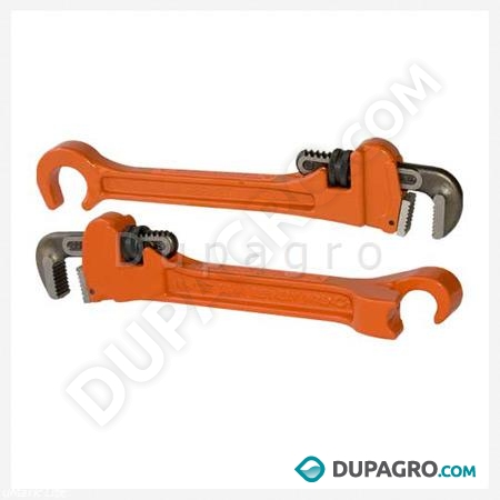 TITAN Refinery Wrench